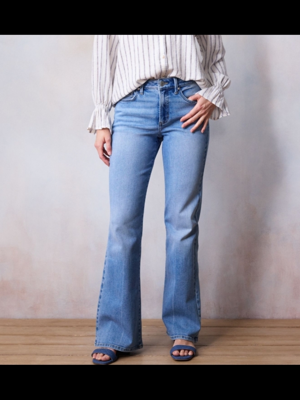 LC Lauren Conrad Light Wash Flared Jeans